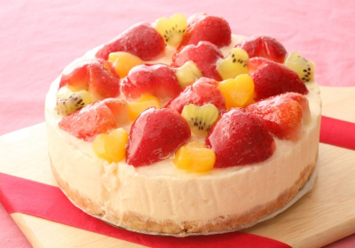 いちごのレアチーズケーキ